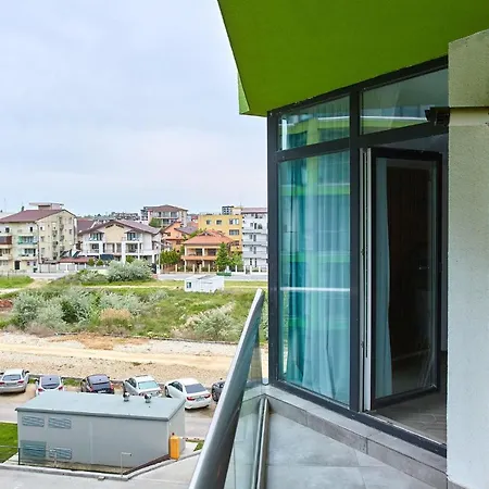 Marumbi By Alz Apartment