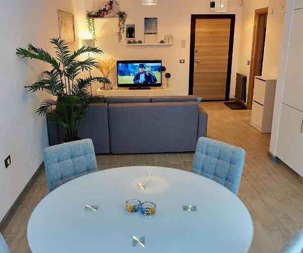 Marumbi By Alz * Năvodari