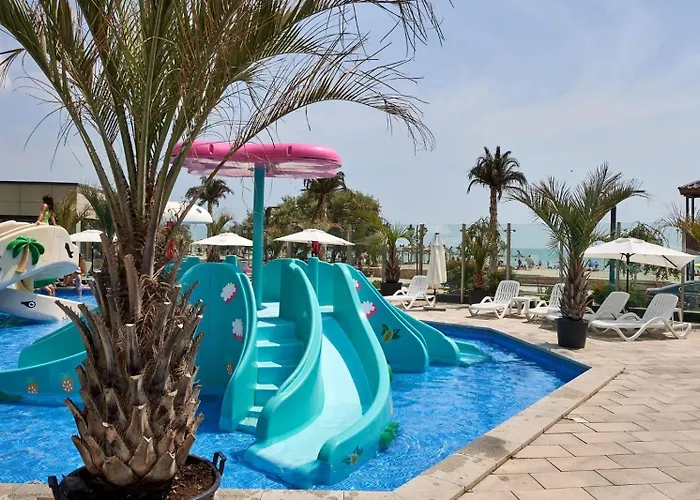 Marumbi By Alz Lägenhet Năvodari