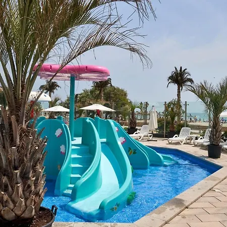 Marumbi By Alz Apartment Navodari